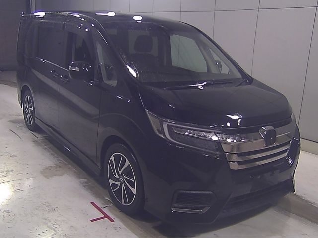 55357 Honda Step wagon RP3 2018 г. (Honda Nagoya)